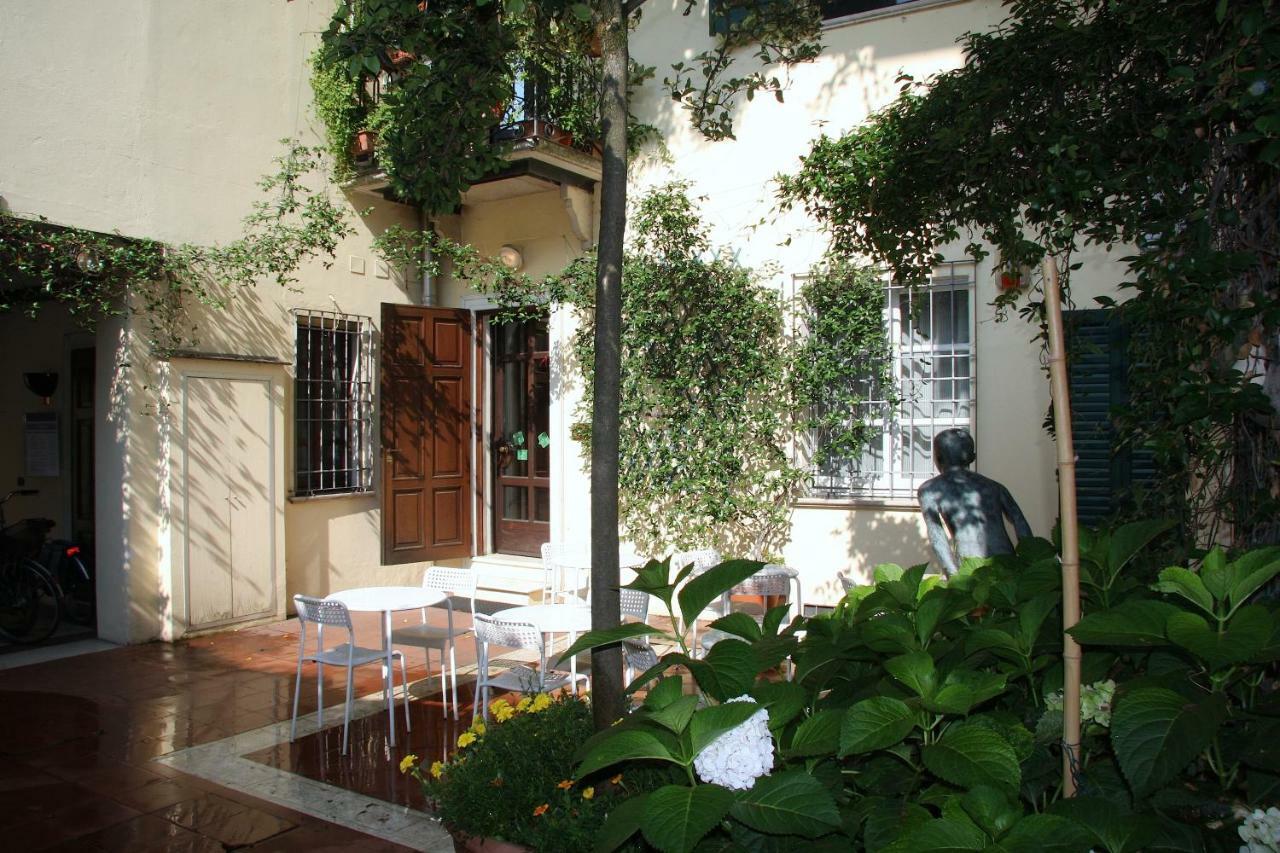 B&B Casa Dei Poeti Мантуя Экстерьер фото